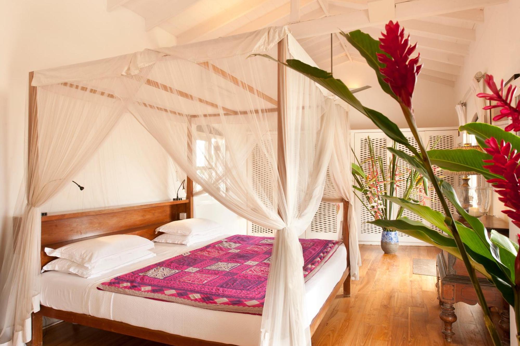 A 03 Bedroom Villa In Galle Fort With Roof Terrace & Pool Exteriör bild